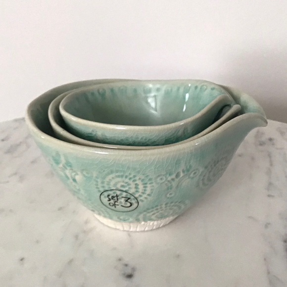 Anthropologie Handmade Glazed Stoneware Measuring Cups Bowls New In Box - Picture 7 of 11